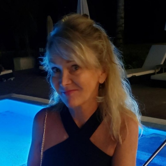 Meet your Posher, Jane - Picture 1 of 1